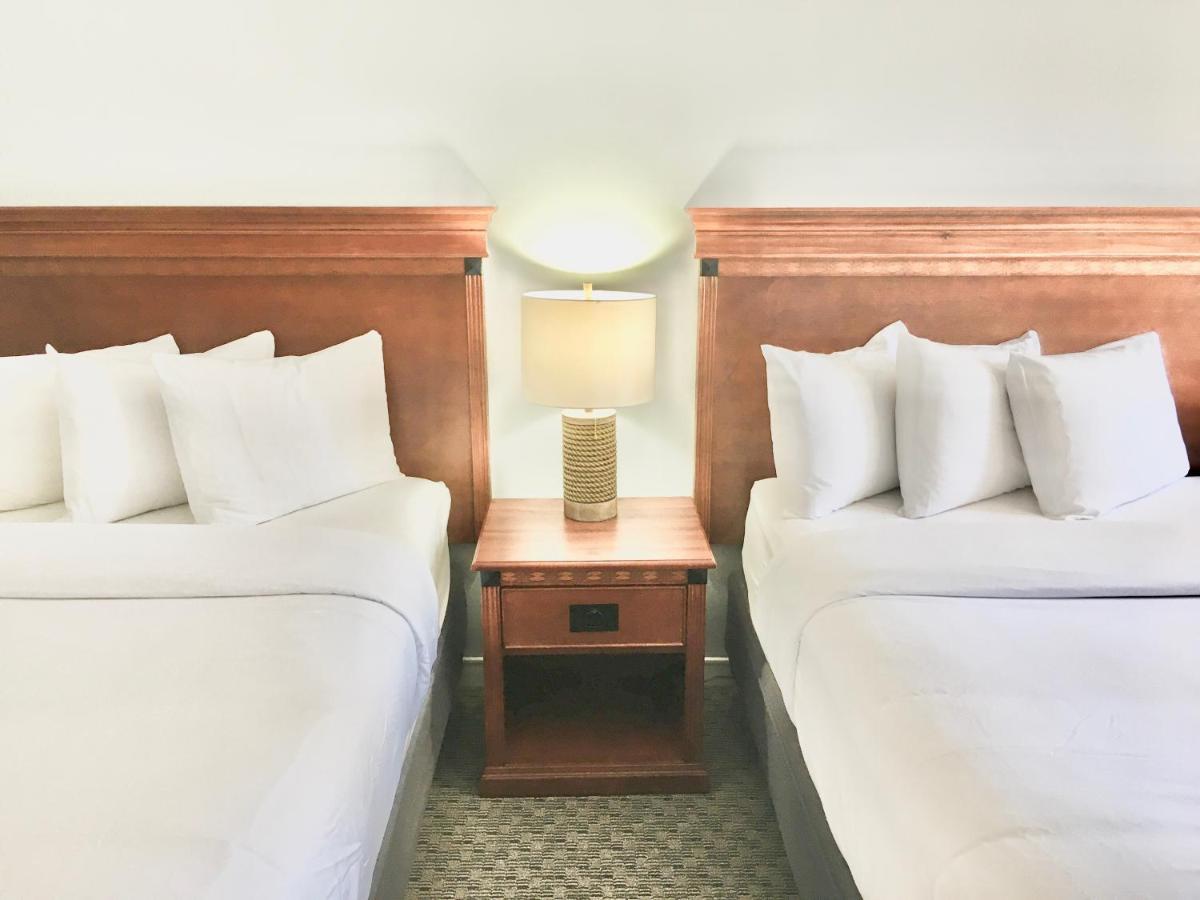 Empire Lakeshore Inn Luaran gambar