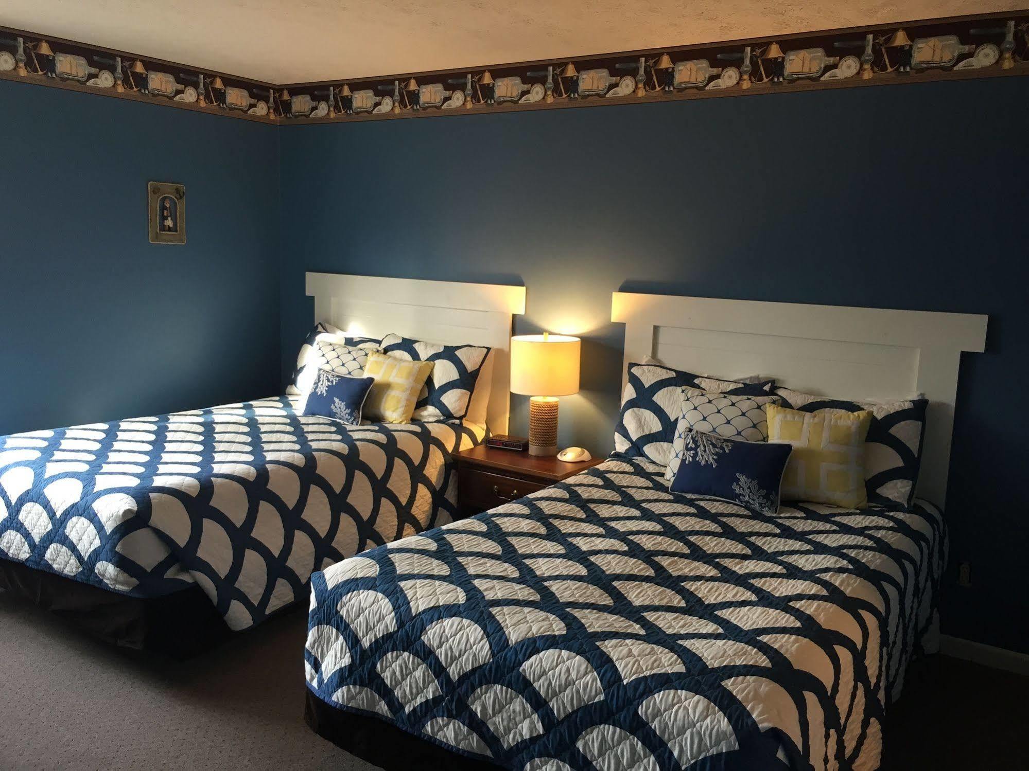 Empire Lakeshore Inn Luaran gambar