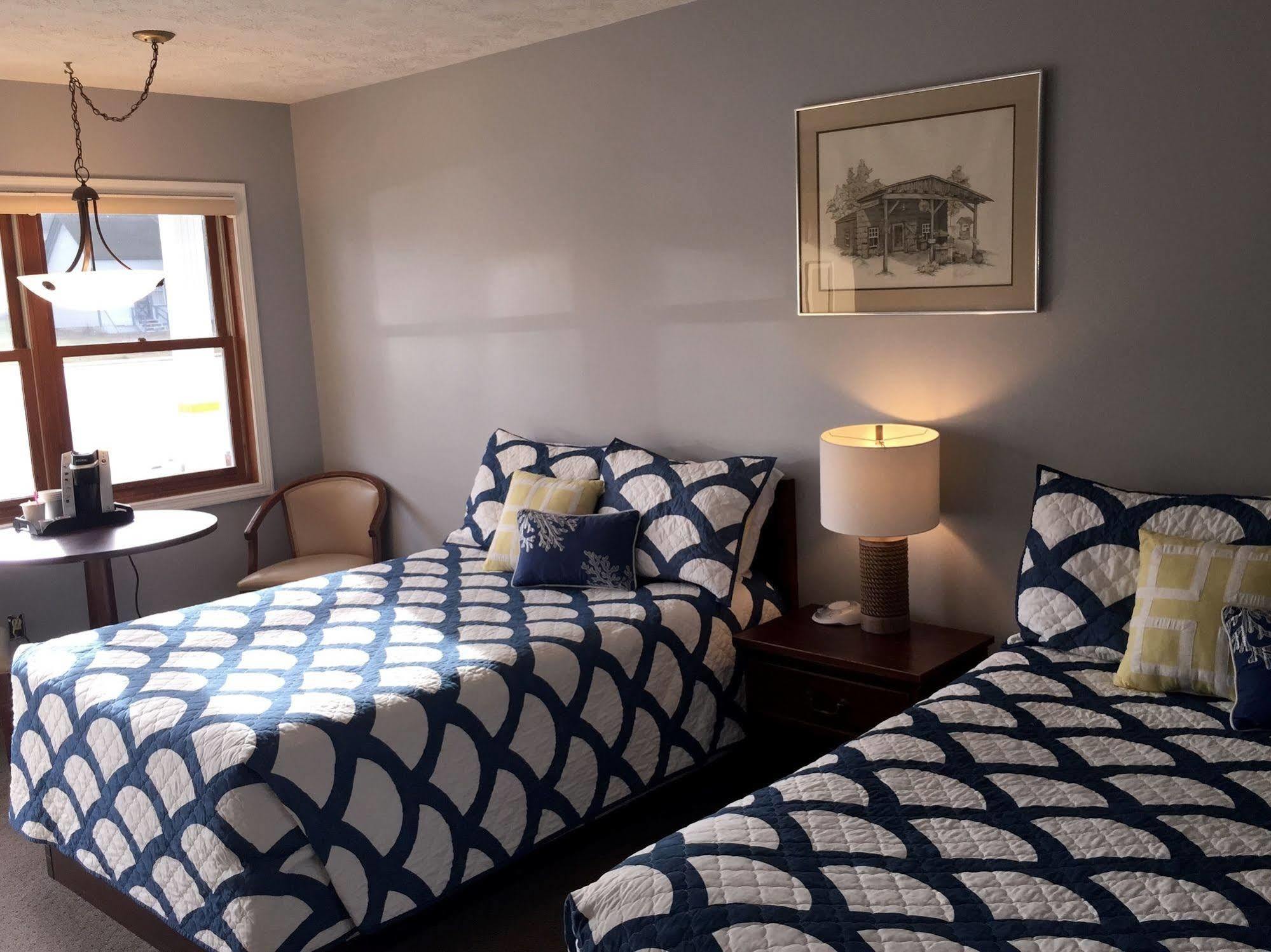 Empire Lakeshore Inn Luaran gambar