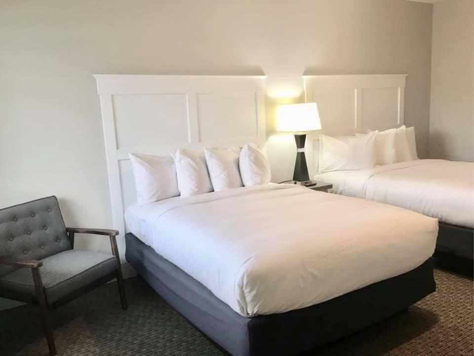 Empire Lakeshore Inn Luaran gambar